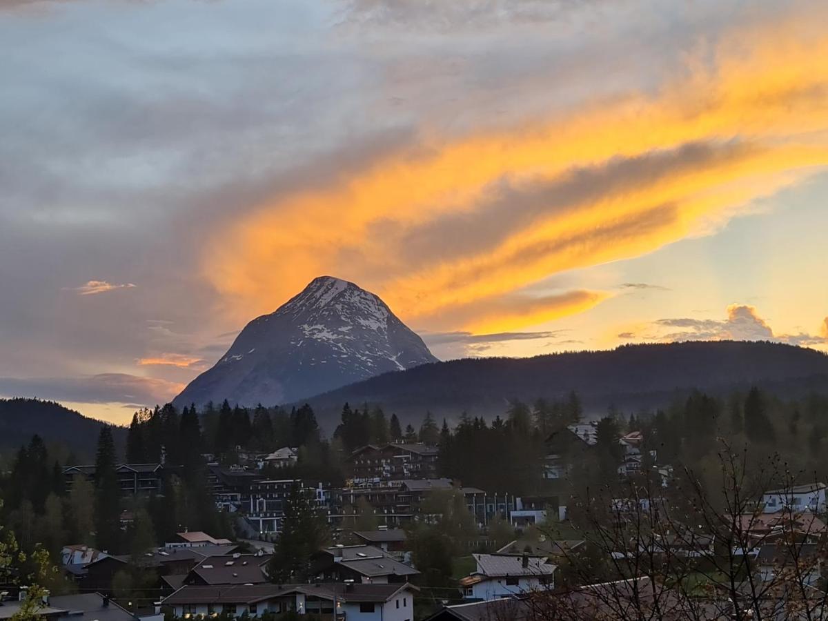 Das Kronen Hotel Seefeld in Tirol Exterior photo