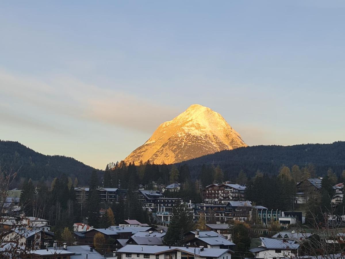 Das Kronen Hotel Seefeld in Tirol Exterior photo